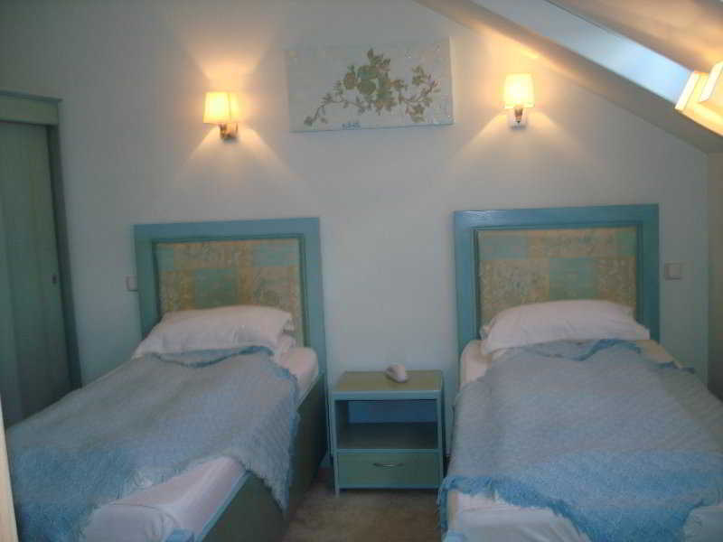 Anette Resort & Spa Covaci Buitenkant foto
